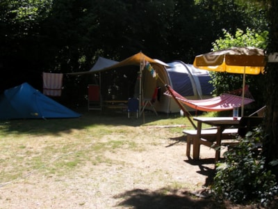 Riverside pitch (electricity included)