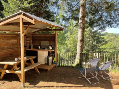 Glamping tent without bathroom