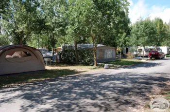 Stellplatz - Stellplatz - Camping Les Mizottes