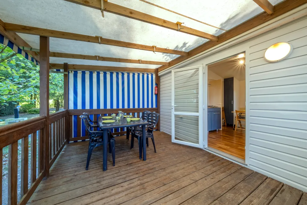 Location - Mobil-Home Classique 2 Chambres 25 À 28 M² - Camping Les Mizottes