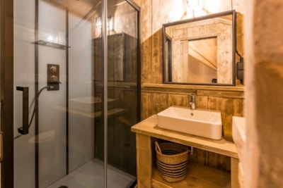 Wood lodge - 28M2 - 1 chambre + 1 salle de bain — 4