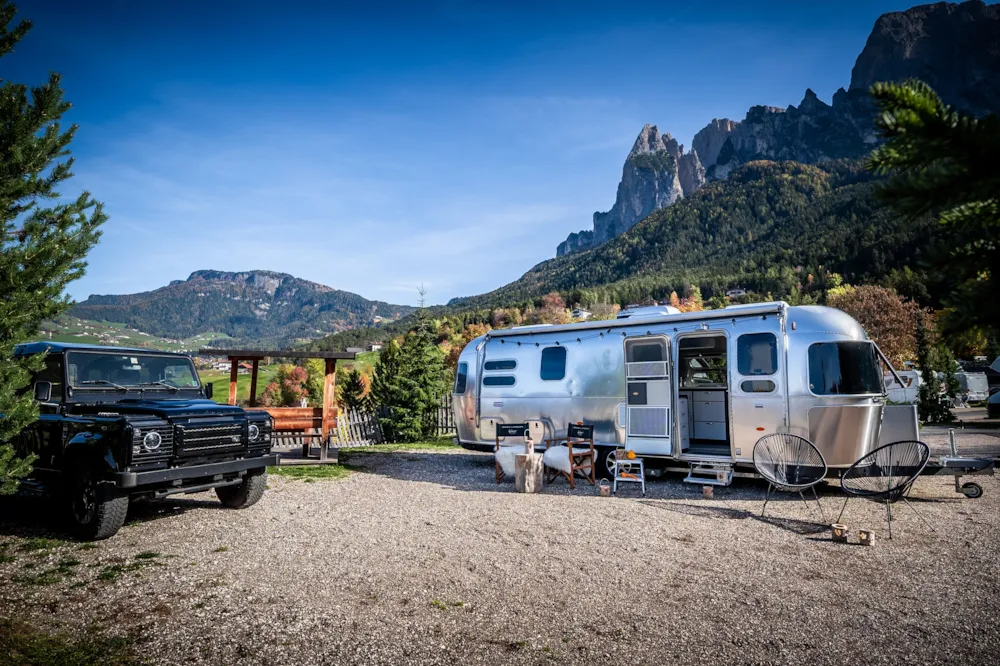 Stellplatz - Stellplätze Comfort S Superior (150-200 M²) Caravan Oder Wohnmobil / Nicht Für Zelt - Camping Seiser Alm