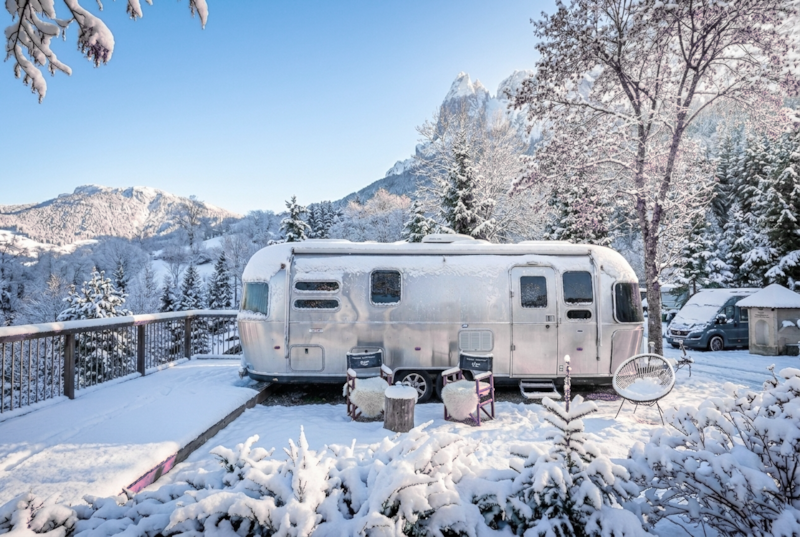 Stellplatz Comfort D  Panoramic / Holzterrasse  (90-110 m²) Caravan oder Wohnmobil / nicht für ZELT