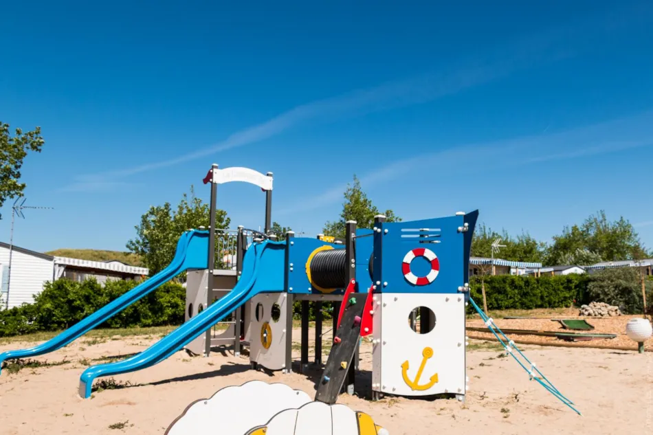 Camping Eden Villages Le Caravan'Ile