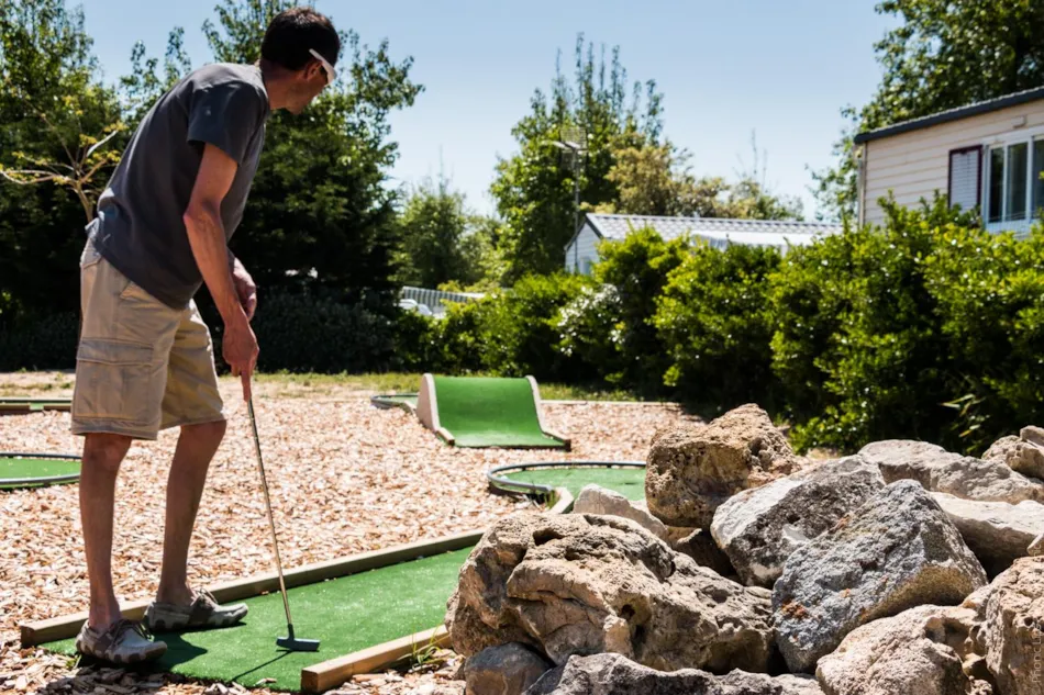 Camping Eden Villages Le Caravan'Ile