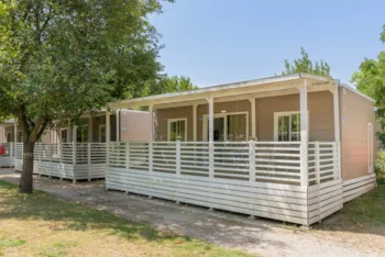 Mietunterkunft - Lodge Superior Haustiere Erlaubt - Club del Sole La Risacca Family Collection 