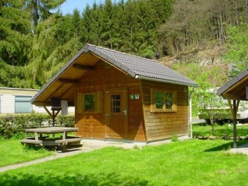 Cabane (sans sanitaires privés)