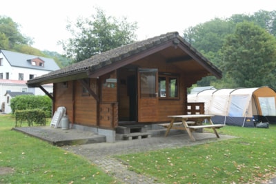 Wooden hut Plus (without toilet blocks)