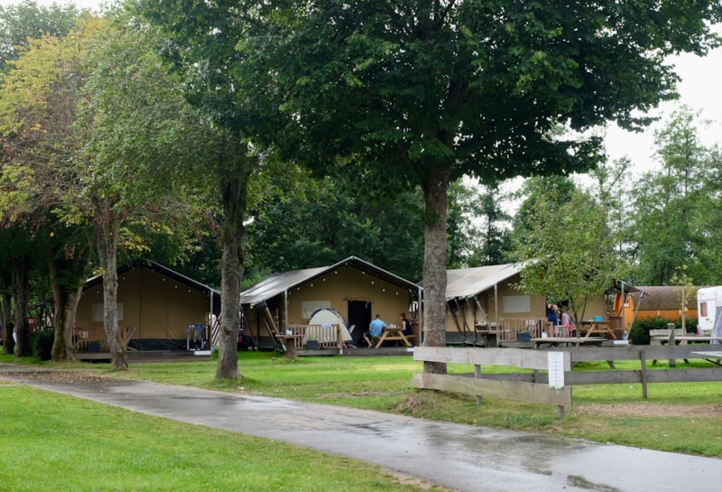 Tente Safari (sans sanitaires privés)