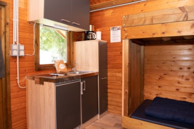 Wooden hut (without toilet blocks)