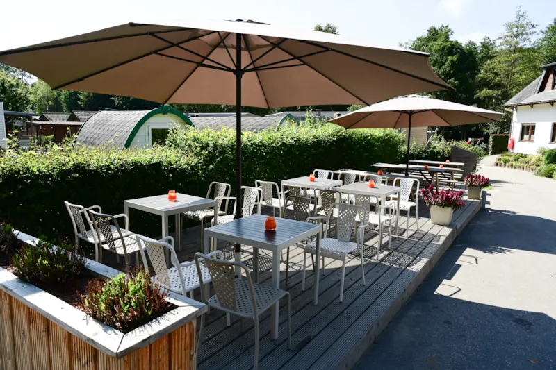 Cabane (Sans Sanitaires Privés)