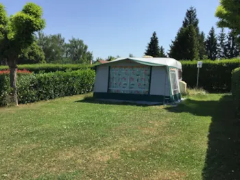 Mietunterkunft - Wohnwagen Fendt - Camping Montmorency