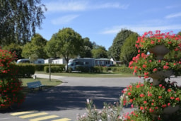 Camping Montmorency - image n°4 - Roulottes