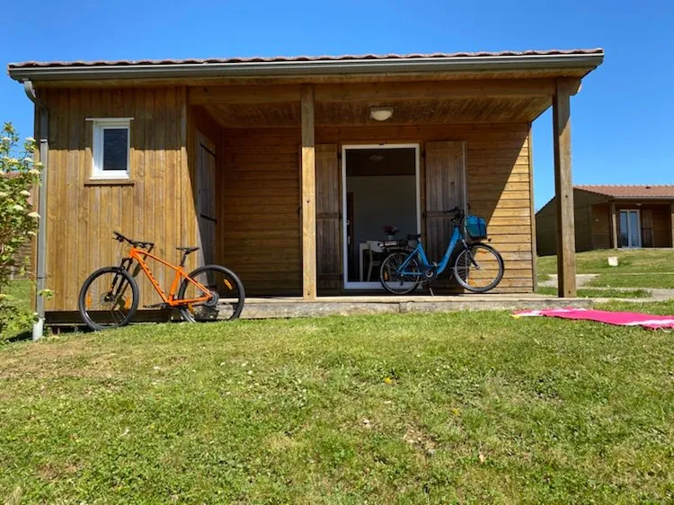 Chalet Supérieur 39M²  2 Chambres / Terrasse Couverte