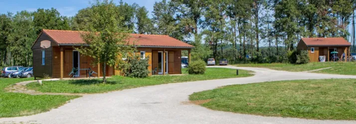 Les Chalets de la Vingeanne - image n°2 - Camping Direct