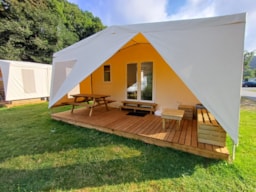 Accommodation - Coco Sweet With Private Facilities - CAMPING FLOREAL
