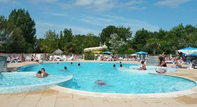Camping Marvilla Parks - Clos Cottet