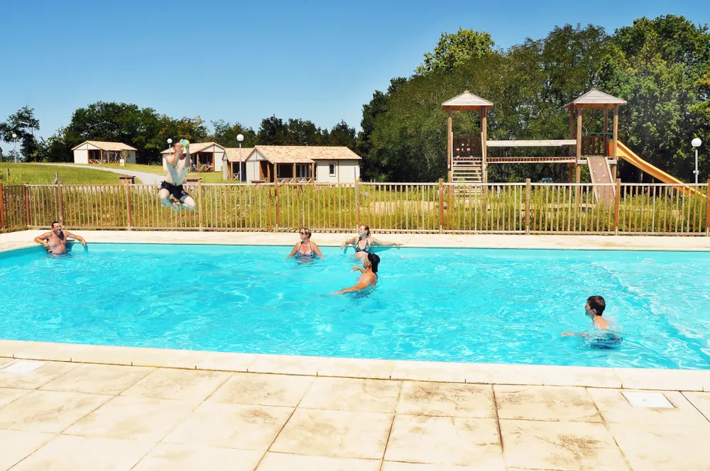 Camping & Gîtes PORT CARRERE