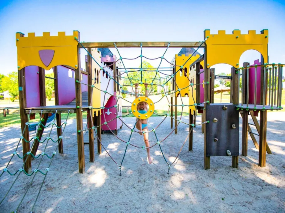 Camping Marvilla Parks - Château de Fonrives