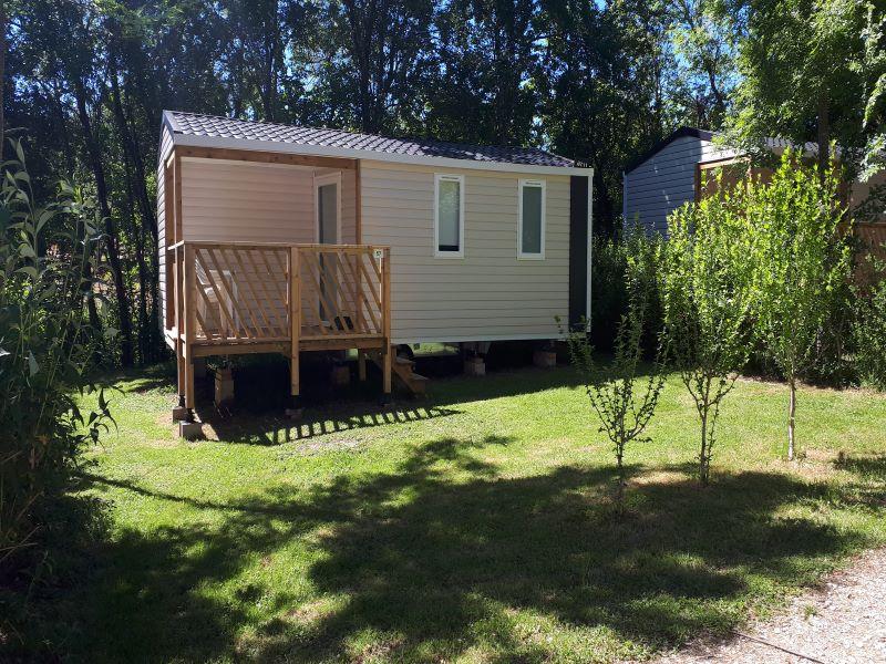 Location - Mobil Home Loggia Compact Année 2019 2 Chambres - 23 M² - Camping De Bergougne