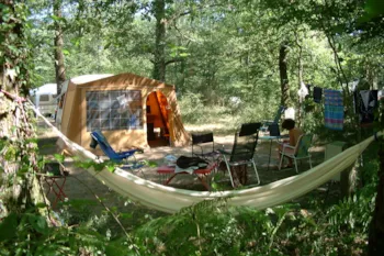 Domaine naturiste de Chaudeau - image n°2 - Camping Direct