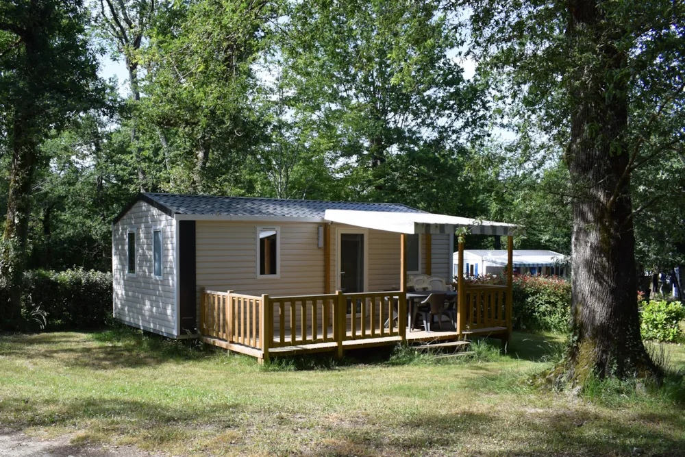 Accommodation - Mobil Home Super Mercure 30M² / 2 Bedrooms - Half-Covered Terrace 15M² - Domaine naturiste de Chaudeau