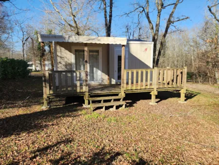 Accommodation - Mobile Home Lodge 22.2 M² - 1 Bedroom / Half-Covered Terrace 15 M² - Domaine naturiste de Chaudeau