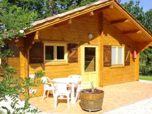 Location - Chalet Spacieux - Camping Fontaine du Roc