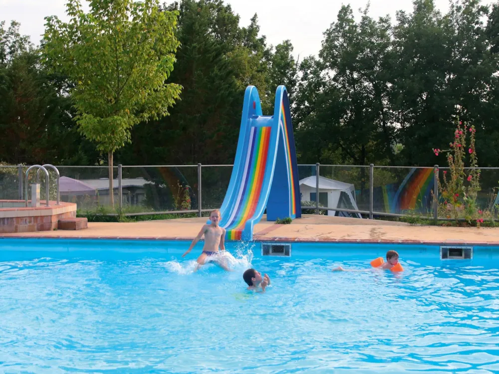 Camping FONTAINE DU ROC