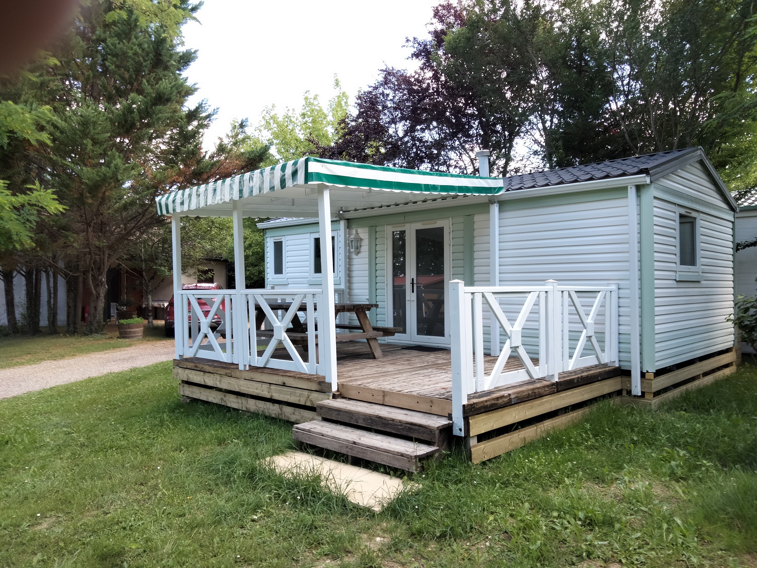 Location - Mobil Home Spacieux - Camping Fontaine du Roc