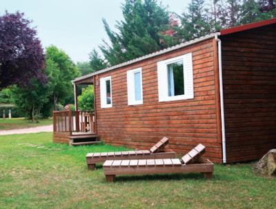 Bungalow — 8