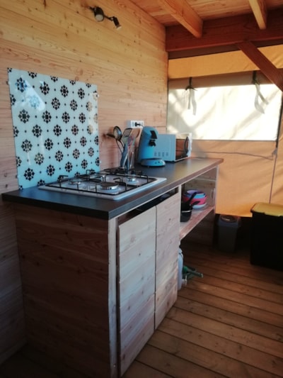 Lodge tent — 4