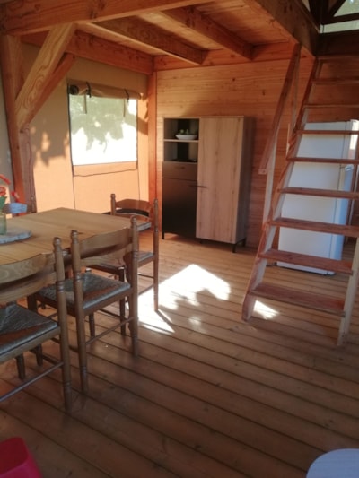 Lodge tent — 7