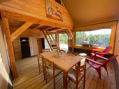 Lodge tent — 5
