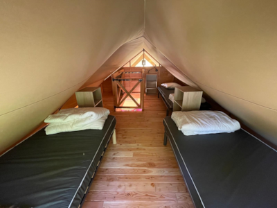 Lodge tent — 9