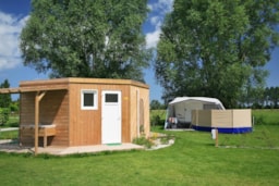 Kampeerplaats(en) - Luxe Standplaats (Eigen Sanitair (Douche, Toilet, Wastafel + Elektriciteit 16Amp) - Camping Seasonova Haliotis