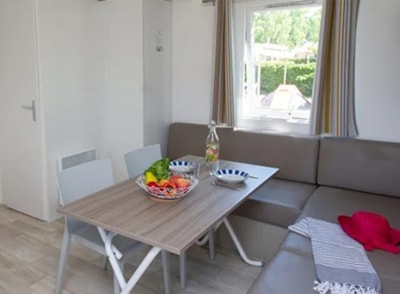 Mobile-home Aups - 28m² - 3 bedrooms + TV + A/C — 2