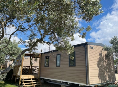 Mobile home Tourtour - 33m² - 3 bedrooms + Tv + A/C — 2