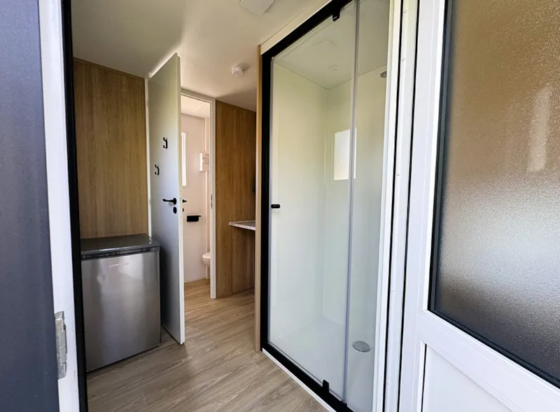 Emplacement Grand Confort Avec Sanitaire Individuel - 110M2