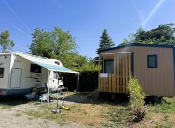 Emplacement - Emplacement Grand Confort Avec Sanitaire Individuel - 110M2 - Campasun Camping International Aups