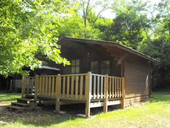Mietunterkunft - Collonges Naturhütte - Camping de Collonges-la-rouge