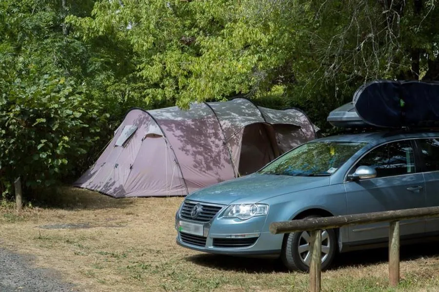 Comfort Package : 1 tent, caravan + 1 car, motorhome  + electricity 10A