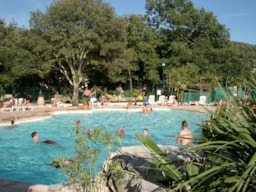 Camping Le Val d'Hérault - image n°5 - Roulottes