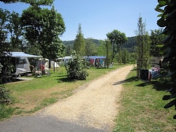Camping de L'Arche - image n°7 - Roulottes