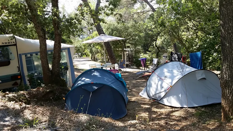 Emplacement Petite Tente + Véhicule