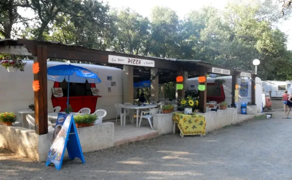 Camping Les Bois de Mont-Redon