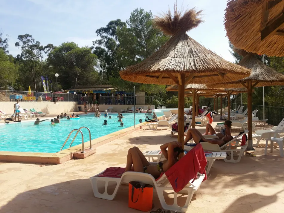 Camping Les Bois de Mont-Redon