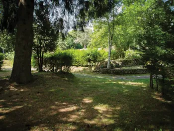 Kampeerplaats(en) - Tent En Caravanplaats - Veel Comfort - Water En Elektriciteit Inbegrepen - Camping La Clairière