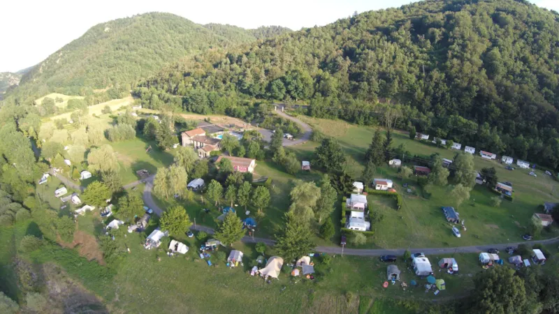 Emplacement + Moto, Voiture Ou Camping-Car