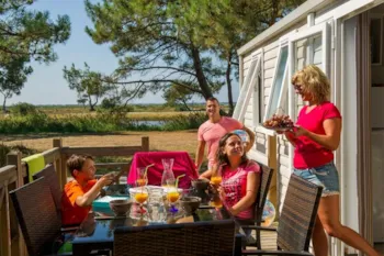 Mietunterkunft - Mobilheim Resort + Top Presta - Capfun - Camping Le Roumingue